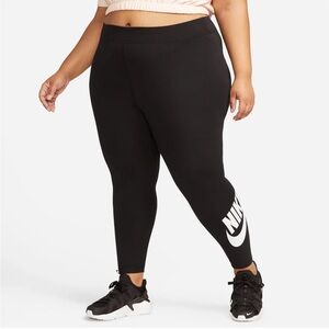 Black Nike Leggings